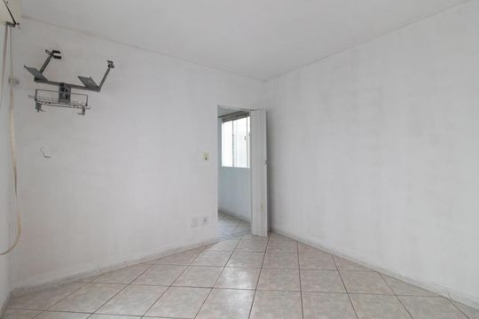 Quarto de apartamento para alugar com 1 quarto, 52m² em Glória, Porto Alegre