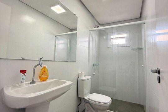 Banheiro de apartamento para alugar com 2 quartos, 64m² em Nossa Senhora das Gracas, Canoas