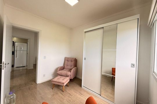 Quarto 1 de apartamento para alugar com 2 quartos, 64m² em Nossa Senhora das Gracas, Canoas