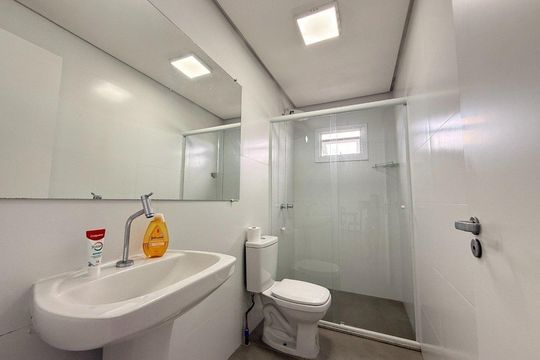 Banheiro de apartamento para alugar com 2 quartos, 64m² em Nossa Senhora das Gracas, Canoas
