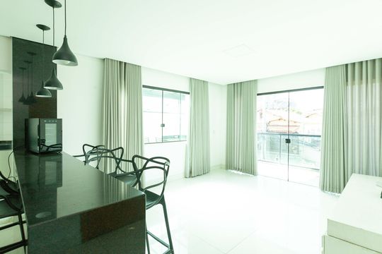 Apartamento à venda com 2 quartos, 96m² em Novo Riacho, Contagem