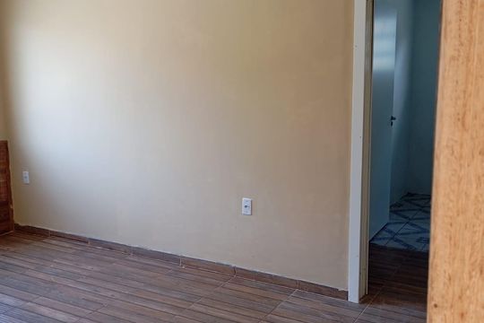 Sala de casa à venda com 4 quartos, 208m² em Harmonia, Canoas