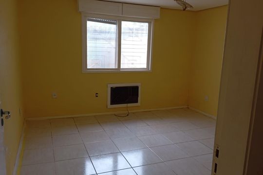 Quarto 2 de casa à venda com 4 quartos, 208m² em Harmonia, Canoas