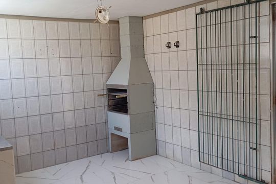 Área de serviço de casa à venda com 4 quartos, 208m² em Harmonia, Canoas