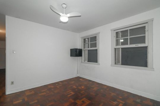 Apartamento para alugar com 3 quartos, 129m² em Rio Branco, Porto Alegre