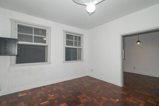 Sala de apartamento para alugar com 3 quartos, 129m² em Rio Branco, Porto Alegre