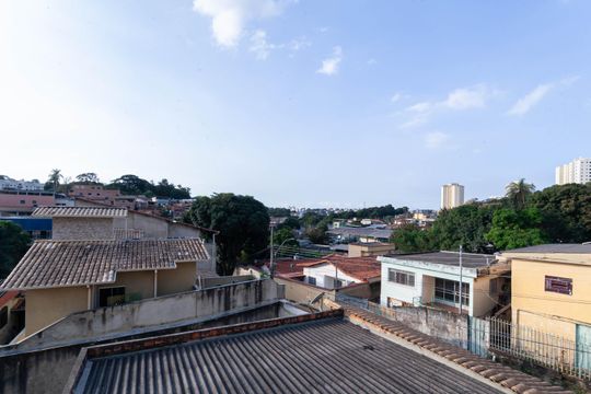 Quarto 2 - Vista de casa para alugar com 2 quartos, 102m² em São João Batista, Belo Horizonte