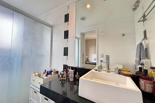 Banheiro de apartamento à venda com 3 quartos, 84m² em Vila Mariana, São Paulo