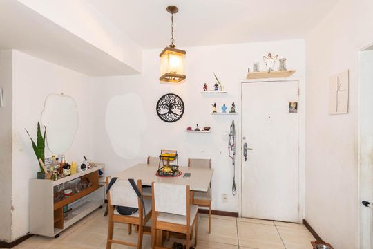 Apartamento à venda com 2 quartos, 55m² em Mangueira, Rio de Janeiro