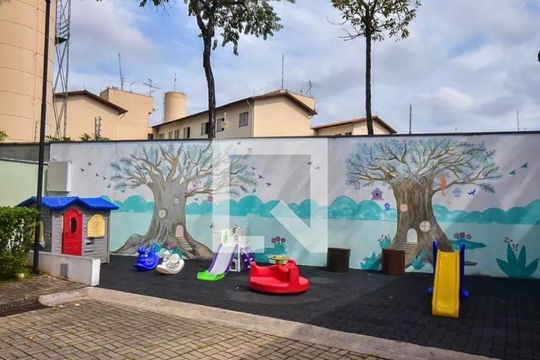 Casa de Condomínio à venda com 3 quartos, 170m² em Jardim das Esmeraldas, São Paulo