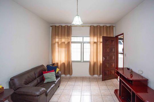 Sala de TV de casa à venda com 3 quartos, 214m² em Eldorado, Diadema