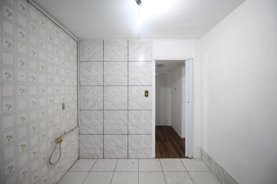Apartamento para alugar com 0 quarto, 40m² em Humaitá, Porto Alegre