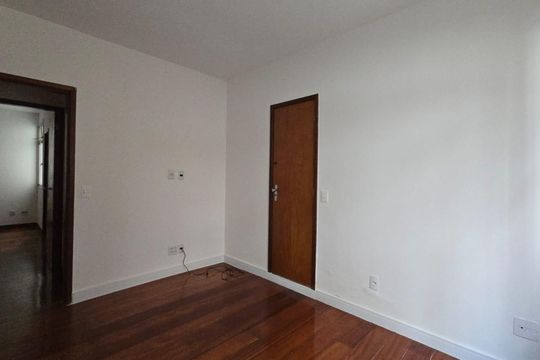 Sala de apartamento para alugar com 3 quartos, 150m² em Buritis, Belo Horizonte