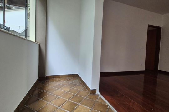 Apartamento para alugar com 3 quartos, 150m² em Buritis, Belo Horizonte