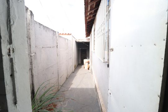 Área de Serviço de casa para alugar com 3 quartos, 150m² em Presidente Roosevelt, Uberlândia