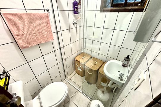 Banheiro 2 de casa à venda com 3 quartos, 149m² em Jardim Soraia, São Paulo