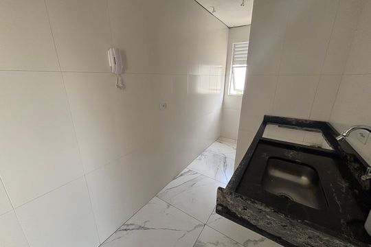 Cozinha de apartamento para alugar com 2 quartos, 52m² em Cidade Líder, São Paulo