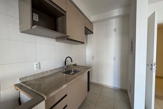 Cozinha de apartamento para alugar com 2 quartos, 62m² em Continental, Osasco