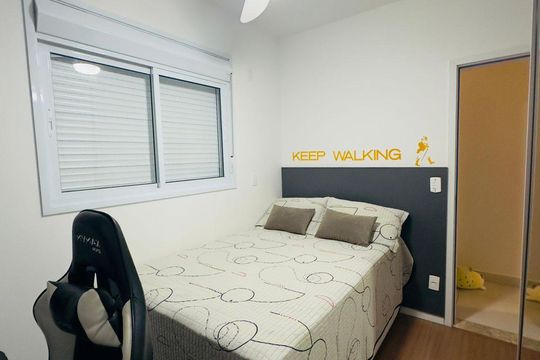 Quarto de apartamento para alugar com 3 quartos, 97m² em Vila Augusta, Sorocaba