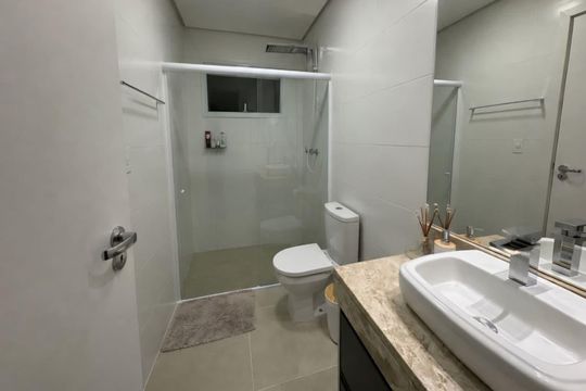 Banheiro de apartamento para alugar com 3 quartos, 97m² em Vila Augusta, Sorocaba