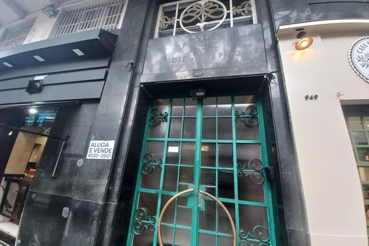 Fachada de apartamento à venda com 2 quartos, 43m² em Santa Ifigênia, São Paulo
