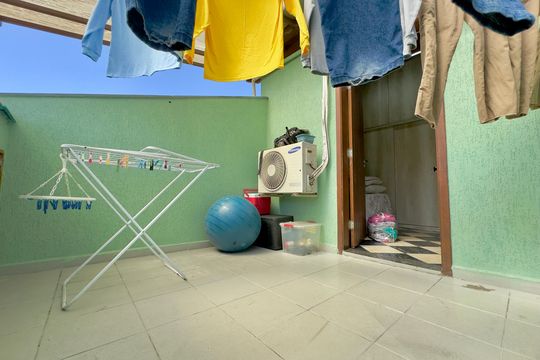 Varanda do quarto de casa para alugar com 4 quartos, 167m² em Jardim Vila Galvao, Guarulhos
