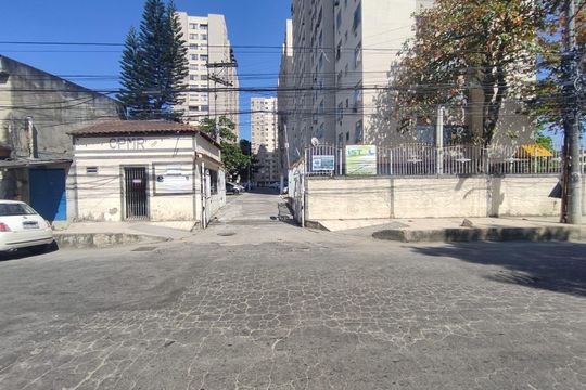 Fachada de apartamento para alugar com 2 quartos, 74m² em Porto Novo, São Gonçalo
