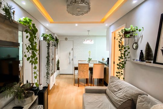 Apartamento à venda com 2 quartos, 53m² em Jardim Santa Teresinha, São Paulo