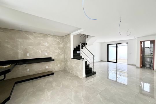 Cozinha de casa à venda com 3 quartos, 160m² em Santa Branca, Belo Horizonte