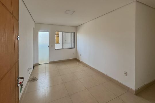 Casa para alugar com 3 quartos, 200m² em Sagrada Família, Belo Horizonte
