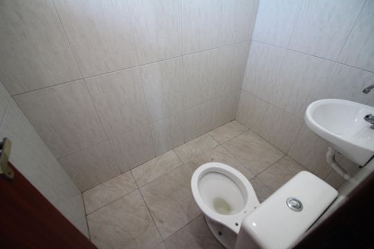 Banheiro 2 de apartamento à venda com 3 quartos, 118m² em Santa Cruz Industrial, Contagem
