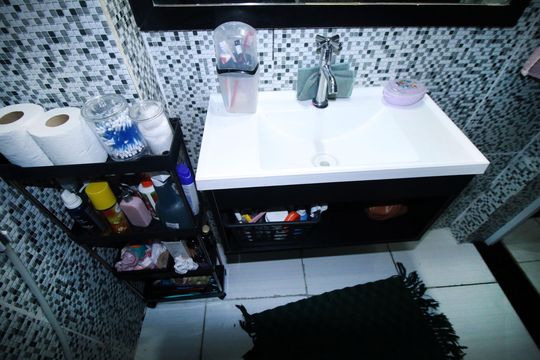 Banheiro de apartamento à venda com 2 quartos, 39m² em Colégio, Rio de Janeiro