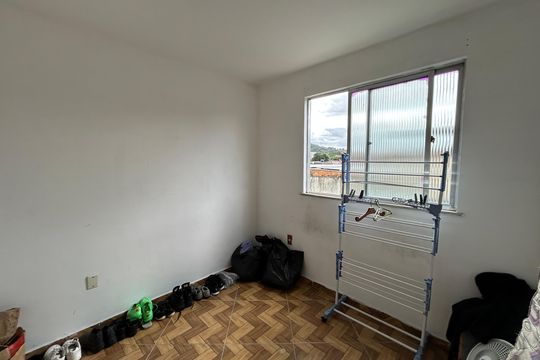 Quarto 1 de apartamento para alugar com 2 quartos, 62m² em Cavalcanti, Rio de Janeiro