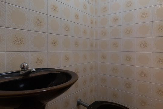 Lavabo Garagem de casa à venda com 4 quartos, 220m² em Vila Dalila, São Paulo