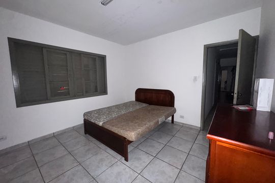 Suíte  de casa à venda com 2 quartos, 80m² em Padroeira, Osasco