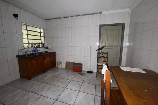 Cozinha de casa à venda com 2 quartos, 80m² em Padroeira, Osasco