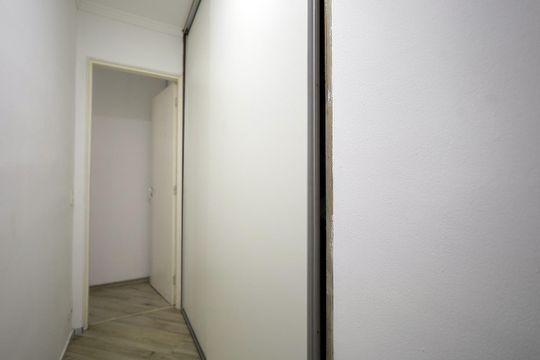 Corredor Armário de apartamento à venda com 3 quartos, 63m² em Vila Homero Thon, Santo André