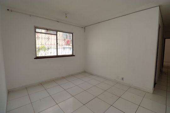 Apartamento para alugar com 2 quartos, 65m² em Col de Pituacu, Salvador