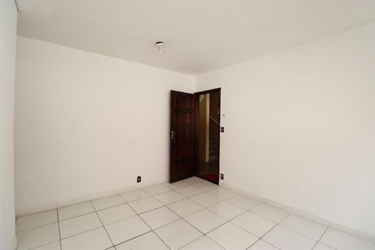Sala de apartamento para alugar com 2 quartos, 65m² em Col de Pituacu, Salvador
