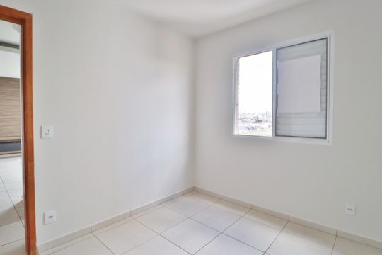 Quarto 1 de apartamento para alugar com 2 quartos, 76m² em Jardim Inconfidência, Uberlândia
