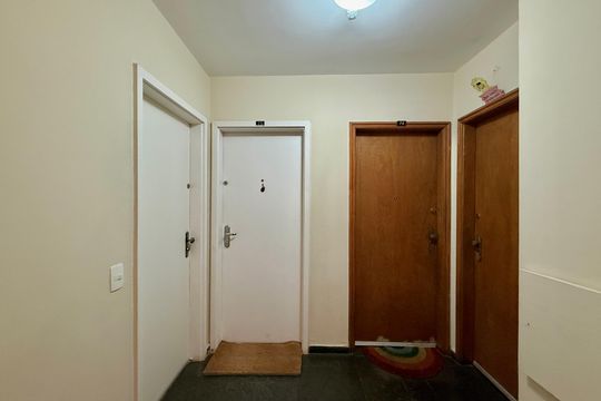 Hall Apartamento de apartamento à venda com 2 quartos, 80m² em Brooklin, São Paulo