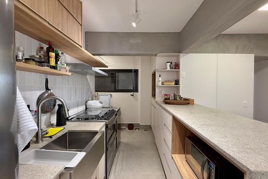 Cozinha de apartamento à venda com 2 quartos, 80m² em Brooklin, São Paulo