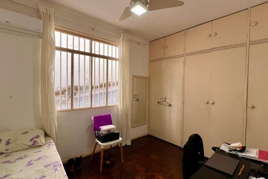 Casa à venda com 3 quartos, 300m² em Nova Granada, Belo Horizonte