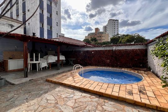 Casa à venda com 3 quartos, 300m² em Nova Granada, Belo Horizonte