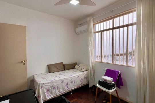 Casa à venda com 3 quartos, 300m² em Nova Granada, Belo Horizonte