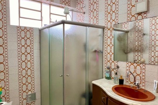 Casa à venda com 3 quartos, 300m² em Nova Granada, Belo Horizonte
