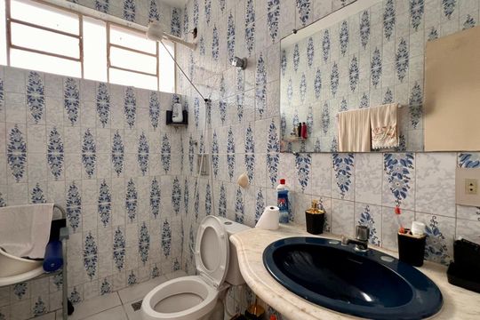 Casa à venda com 3 quartos, 300m² em Nova Granada, Belo Horizonte