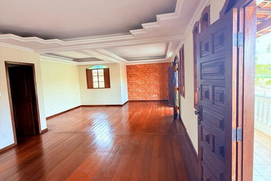 Casa para alugar com 3 quartos, 200m² em Boa Vista, Belo Horizonte