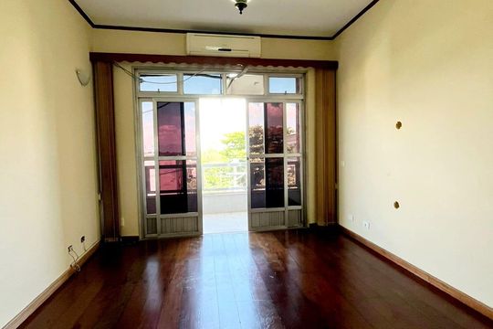 Sala de apartamento à venda com 3 quartos, 110m² em Jardim Guanabara, Rio de Janeiro