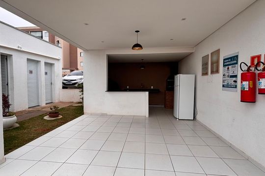 Área comum - Churrasqueira de apartamento para alugar com 2 quartos, 42m² em Jardim da Gloria, Cotia